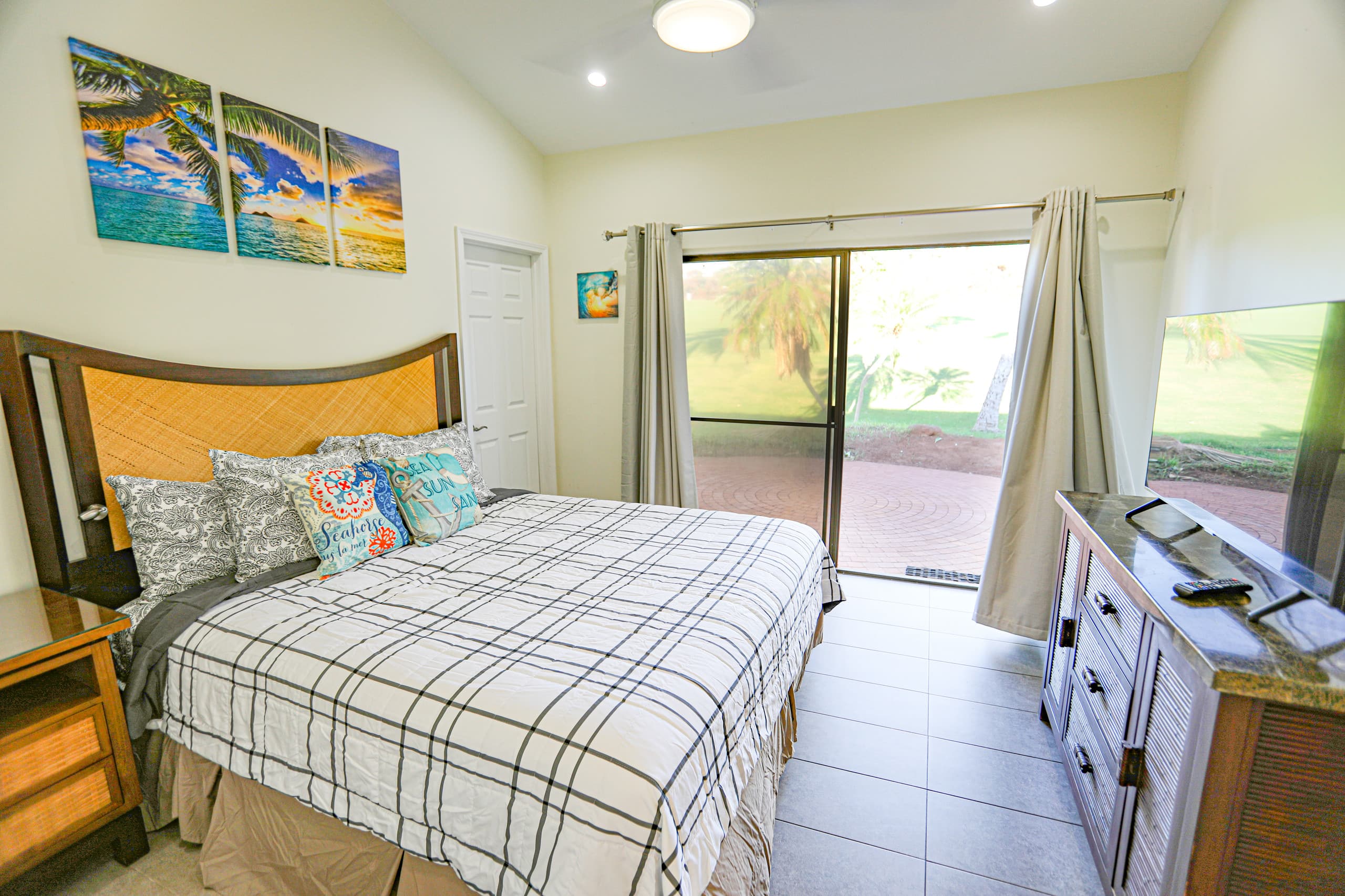 Villa in Lahaina · ★4.8 · 3 bedrooms · 6 beds · 3 baths - Image 35