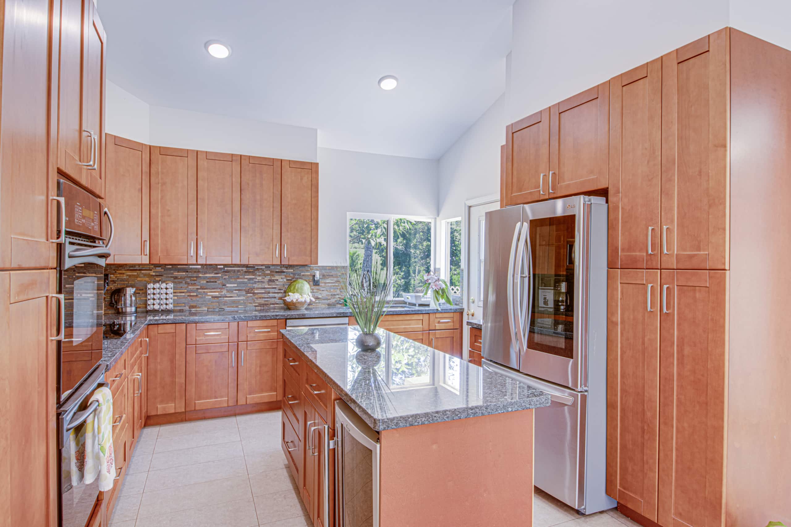 Villa in Lahaina · ★4.8 · 3 bedrooms · 6 beds · 3 baths - Image 14