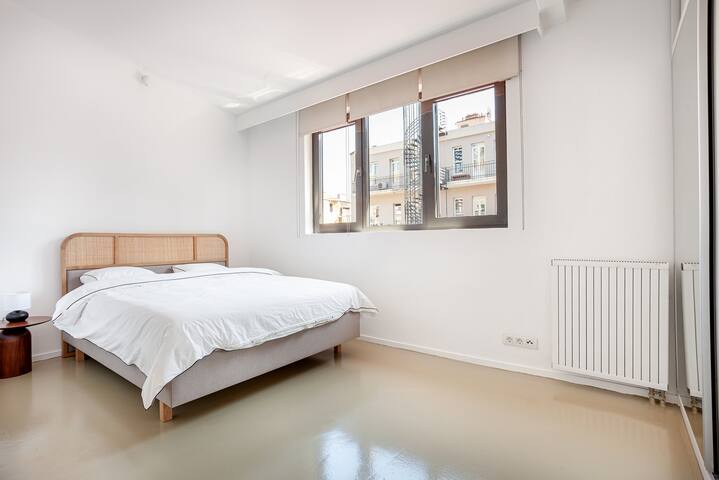 Two Bedroom w. Terrace in Galata (A25) gallery image 5