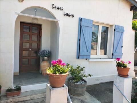 CLAIR LOGIS, 2-star rating, villa, pool,