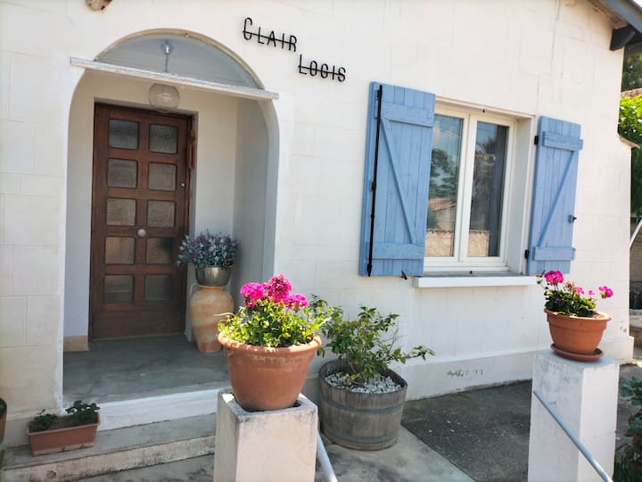 LE CLAIR LOGIS