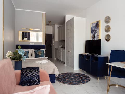Top Airbnb: Metro Slodowiec (B) Krzemieniecka Perfect Apart in Bielany