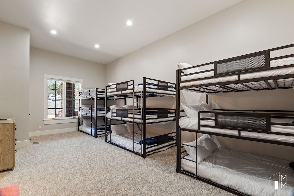 Suite #8 with 9 bunk beds