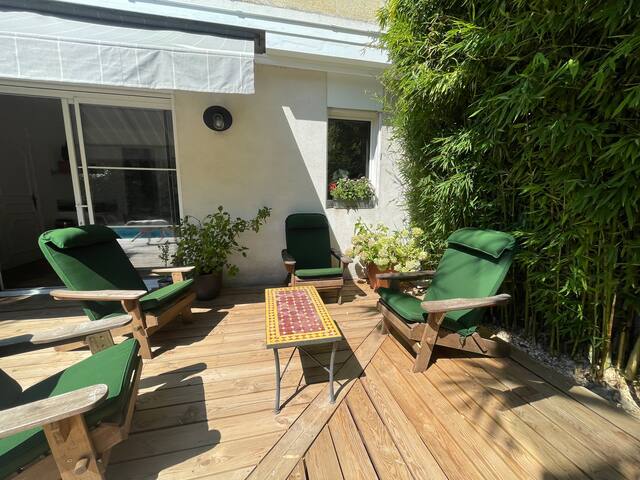 Bordeaux : Villa Albert 1er – Terrasse + Piscine gallery image 2