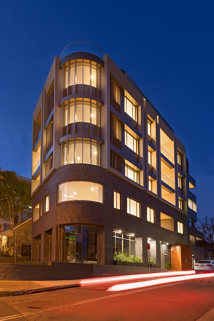 Penthouse 3 Bed Amazing Views Apartments for Rent in Gladesville, New