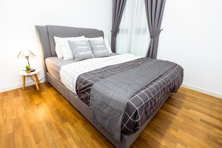 Chumba cha kulala 3 na kitanda 1 cha upana wa futi 5 