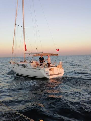 Amazing Experience in İstanbul, wonderful Sailboat gallery image 2