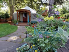 Garden+Home+Backyard+Yurt+Experience