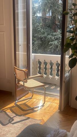 Designer Apartment in Porta Venezia gallery image 3