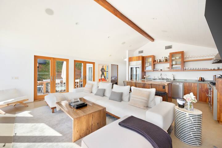 Escondido Beach Club by Stay Awhile Villas gallery image 4