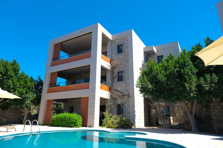 Roas Hotel managed Airbnb listing 1