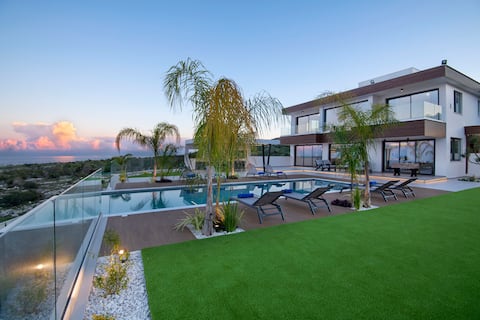 The Oasis; Revive your Senses in Luxury and Style