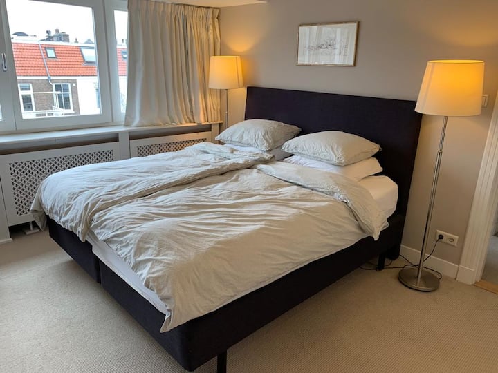 Chambre principale au 2e étage (200x180)