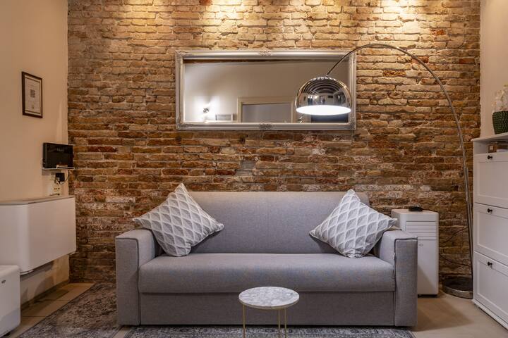 Ca’ Pestrin – Suite House (San Marco Square) gallery image 5