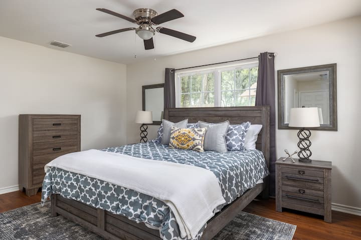 غرفة النوم (2) سرير كينج