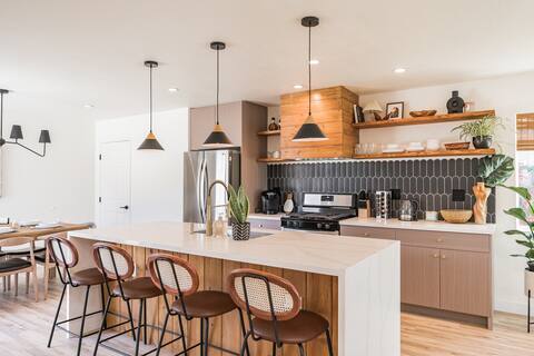 The Oak House-Central Coast
