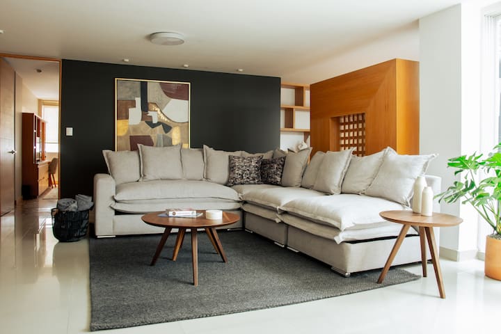 Fresh apt in La Roma