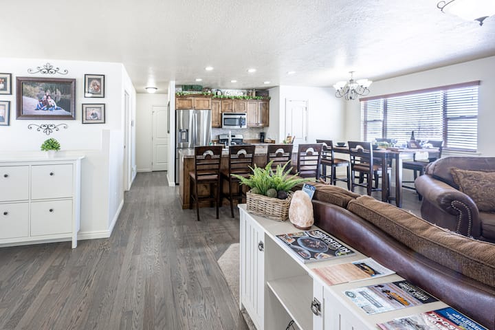 Getaway Near Park City With Private Hot Tub - Kamas, UT