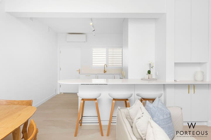Cottesloe Beach Apartment - Perfectly Located