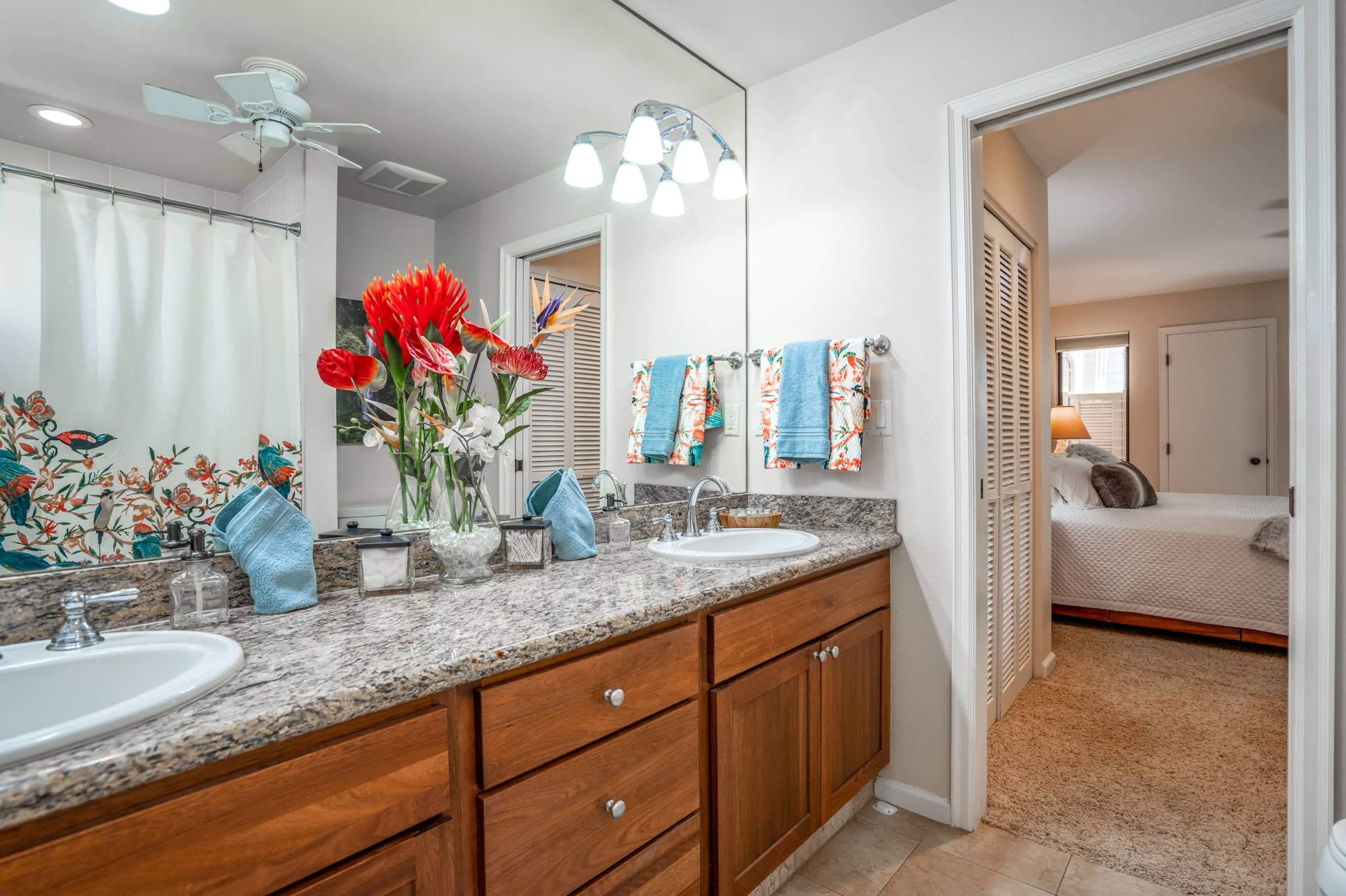 Condo in Kihei · ★4.97 · 1 bedroom · 2 beds · 2 baths - Image 17