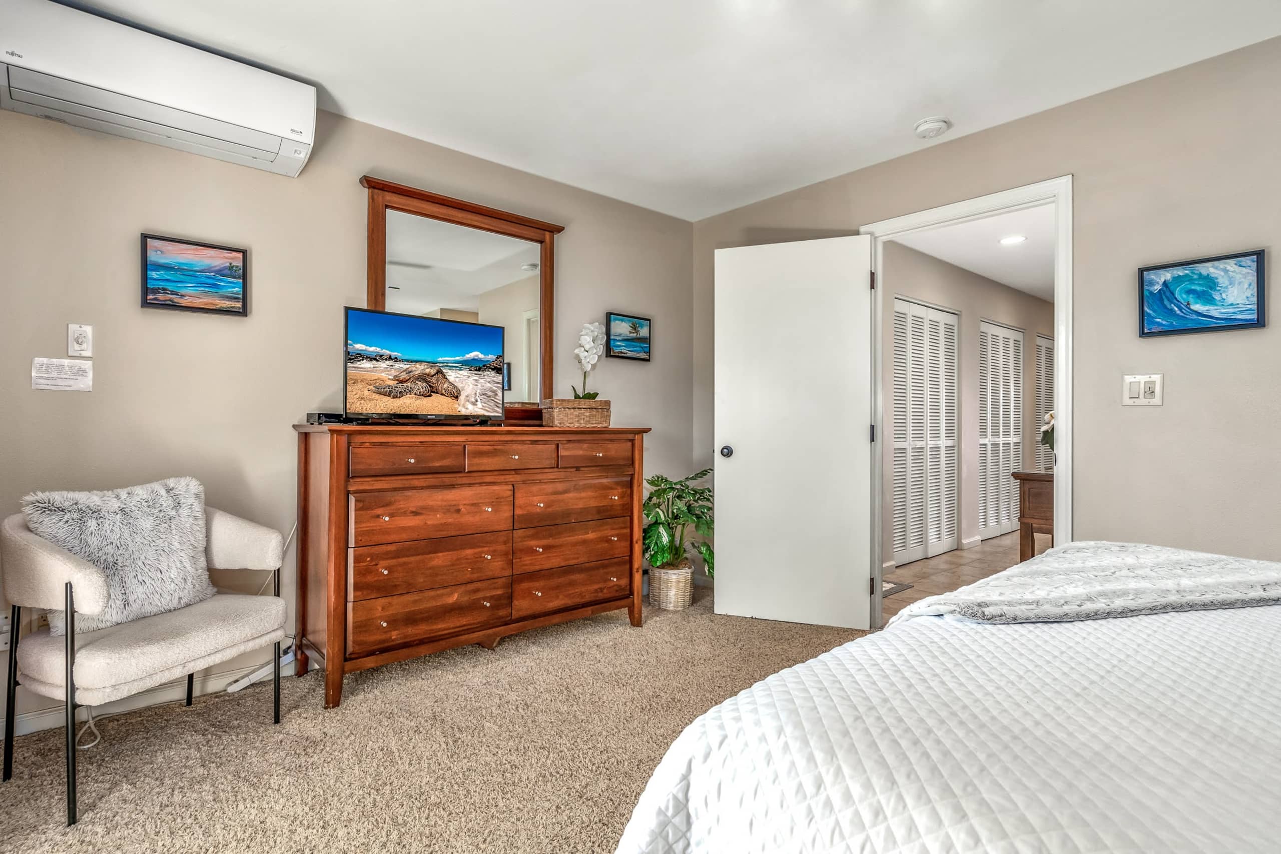 Condo in Kihei · ★4.97 · 1 bedroom · 2 beds · 2 baths - Image 9