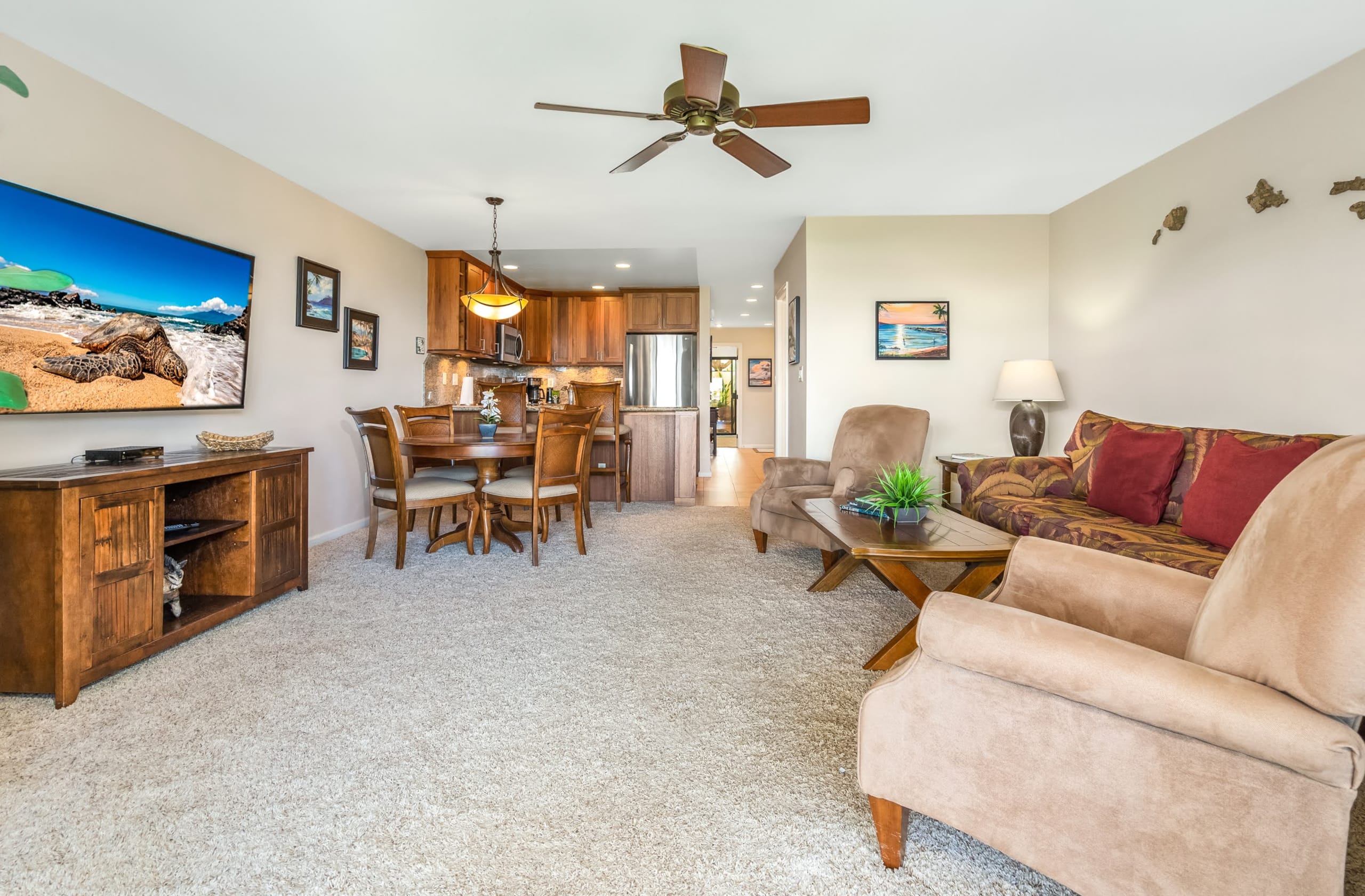Condo in Kihei · ★4.97 · 1 bedroom · 2 beds · 2 baths - Image 11