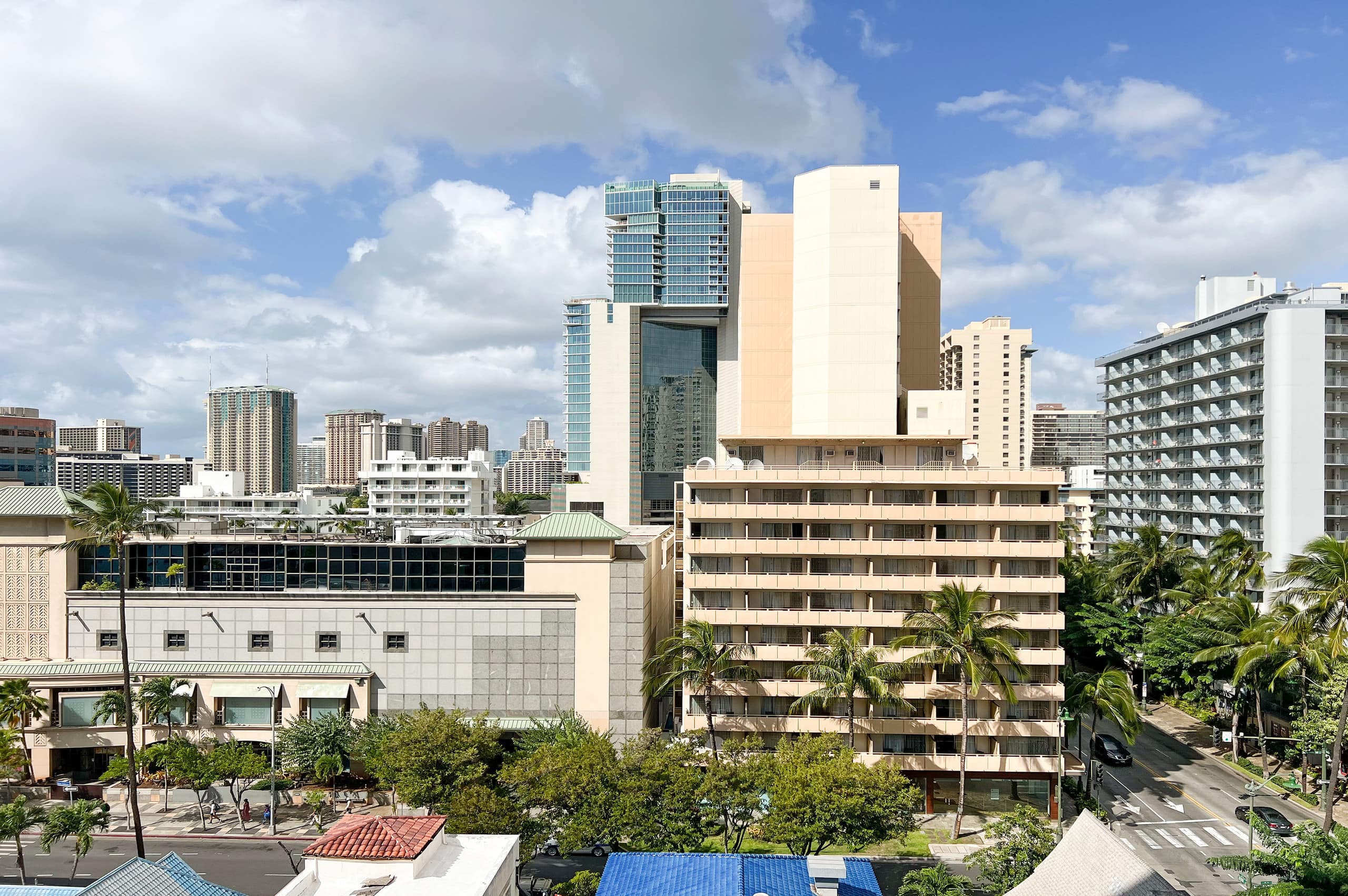 Condo in Honolulu · ★4.78 · Studio · 1 bed · 1 bath - Image 23