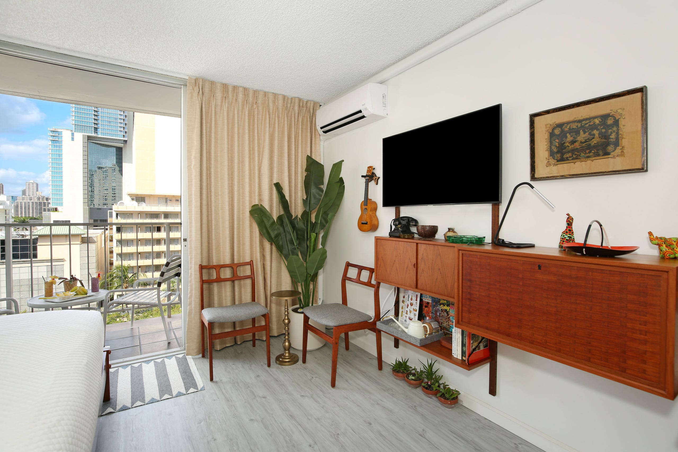 Condo in Honolulu · ★4.78 · Studio · 1 bed · 1 bath - Image 5