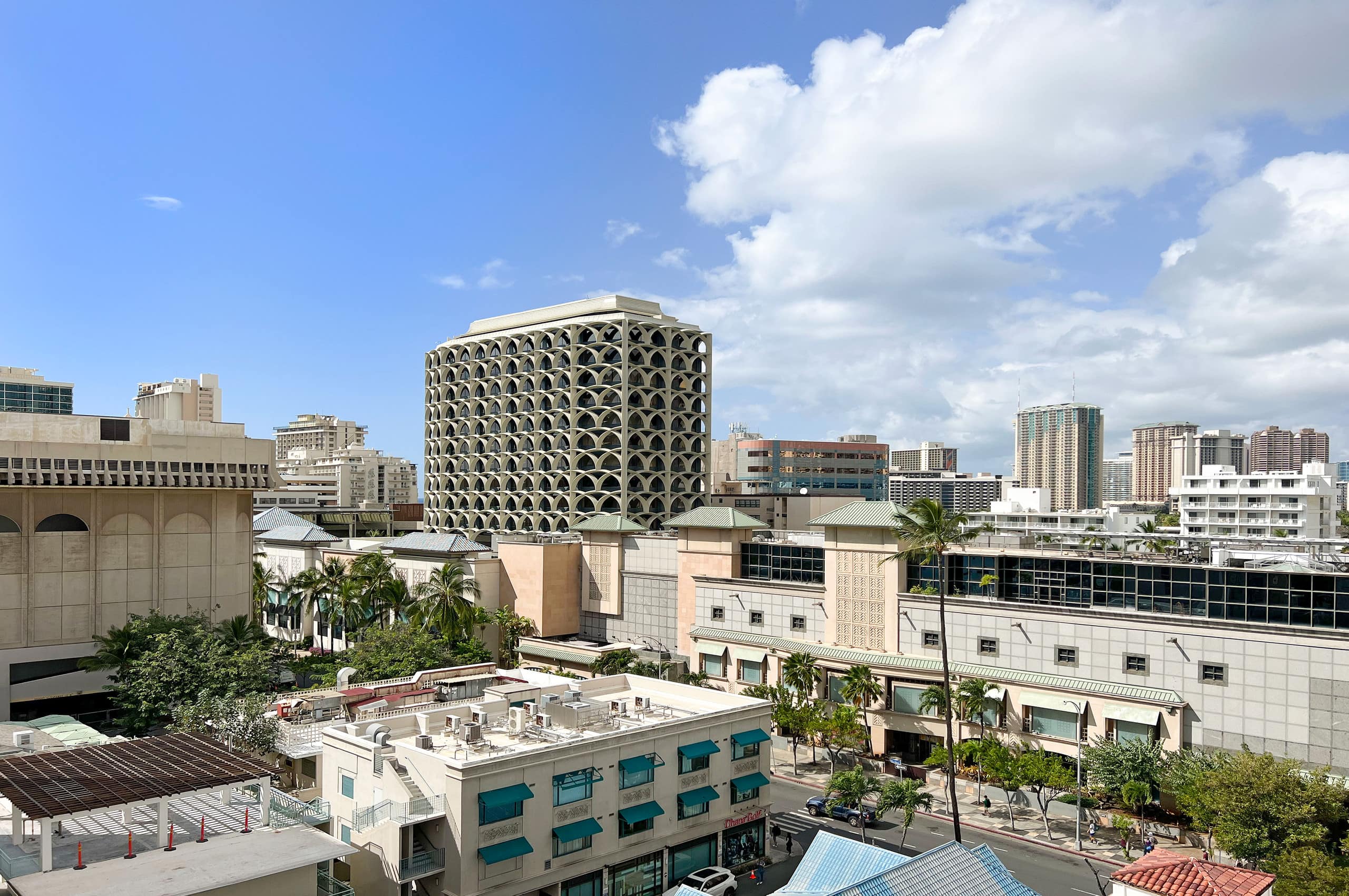 Condo in Honolulu · ★4.78 · Studio · 1 bed · 1 bath - Image 22
