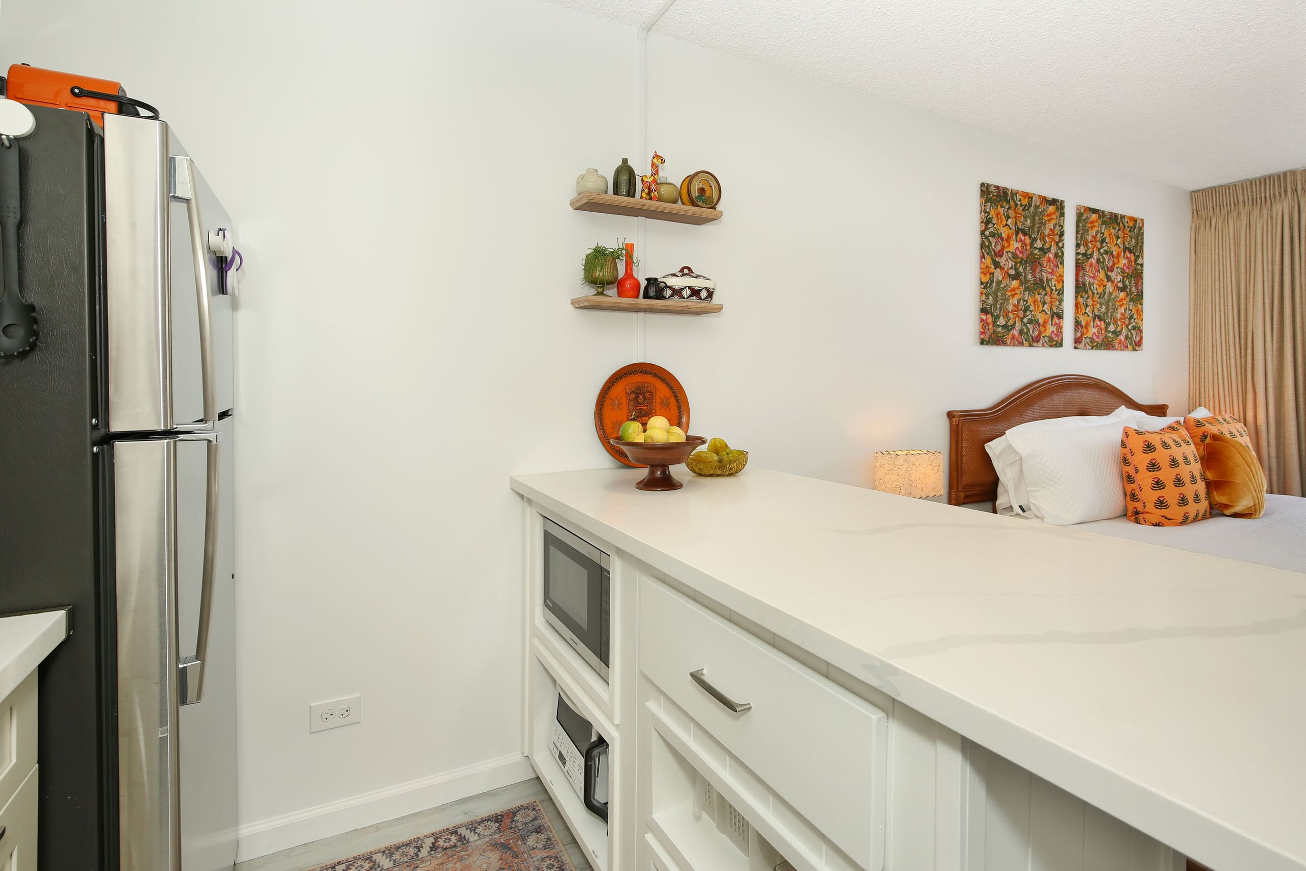 Condo in Honolulu · ★4.78 · Studio · 1 bed · 1 bath - Image 12