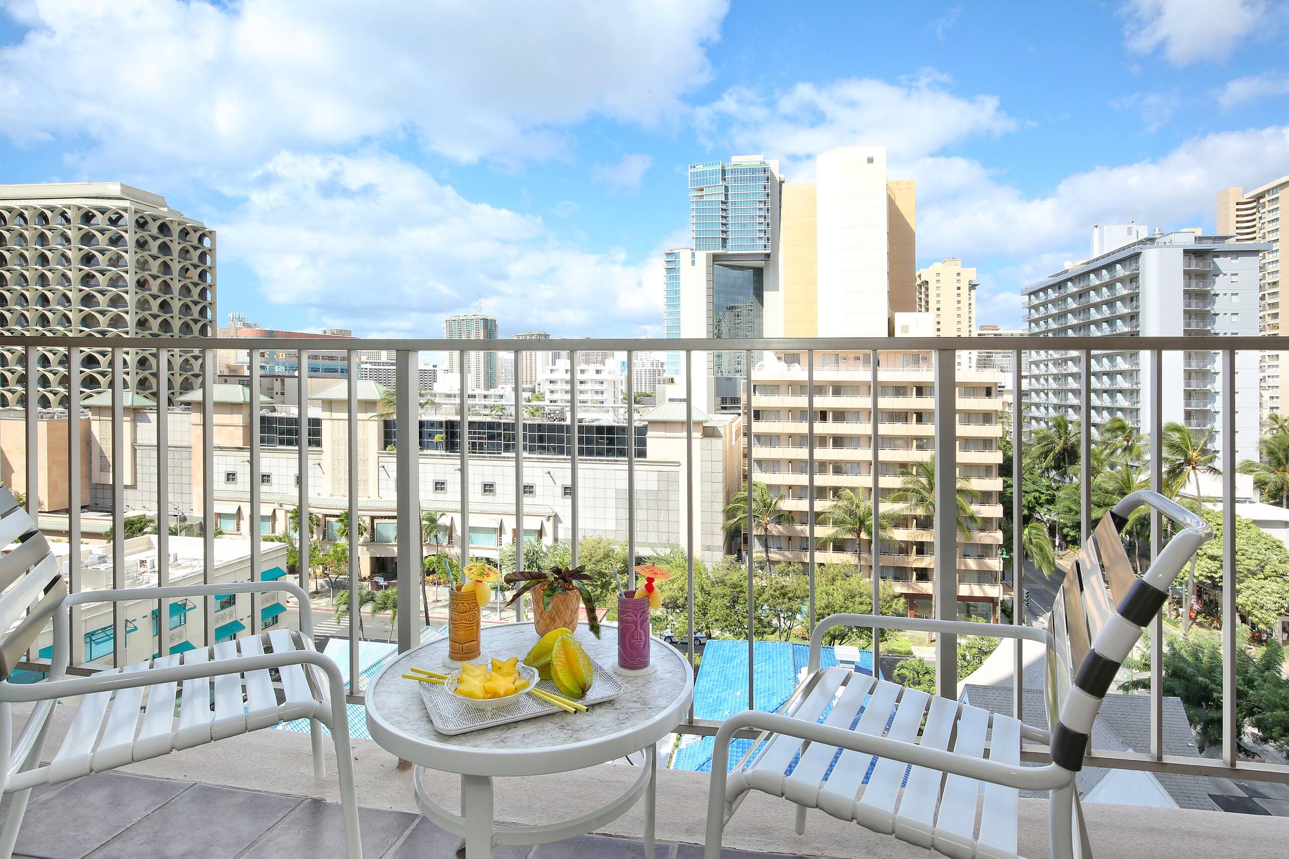 Condo in Honolulu · ★4.78 · Studio · 1 bed · 1 bath - Image 19