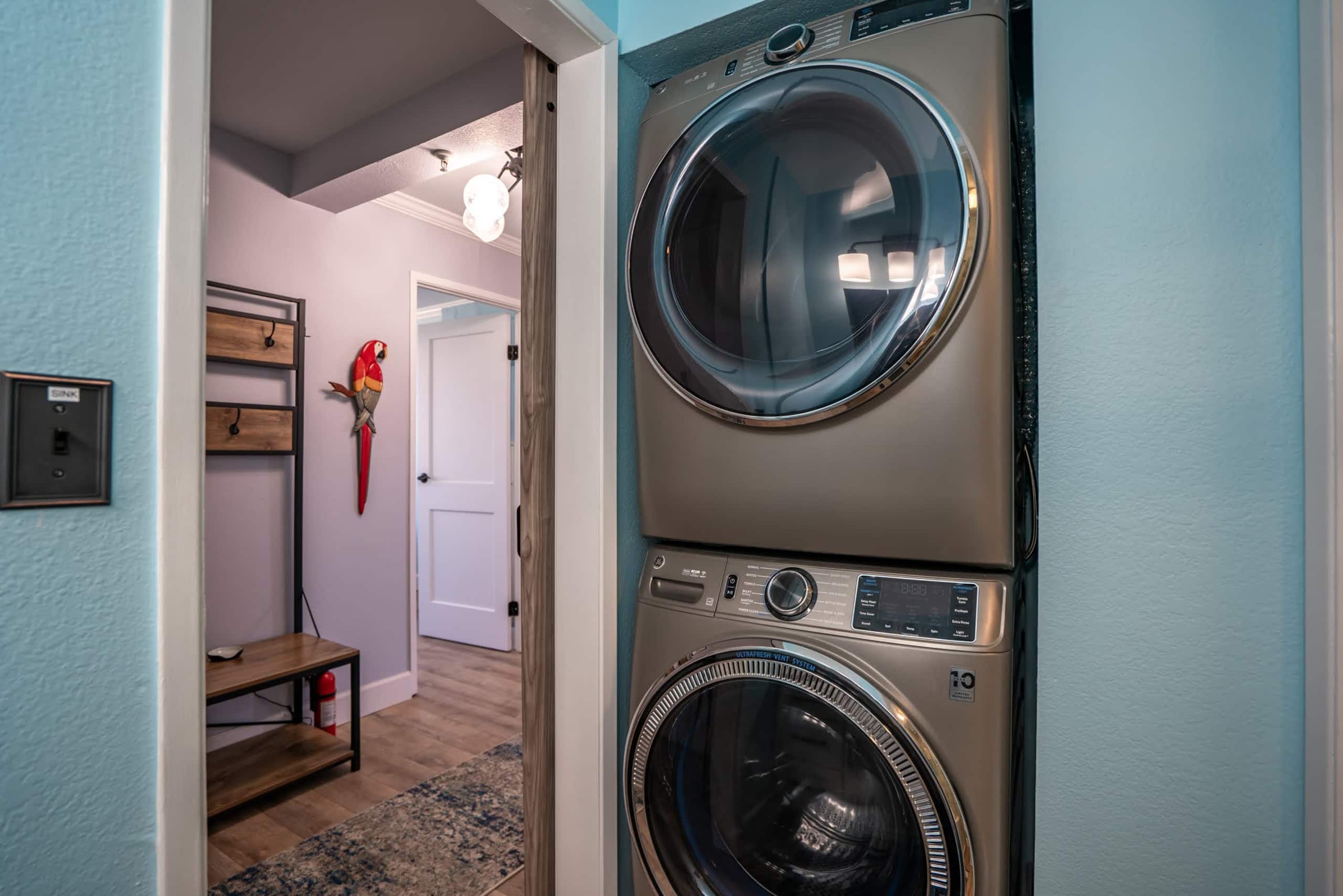Condo in Lahaina · ★4.9 · 2 bedrooms · 4 beds · 2 private baths - Image 32