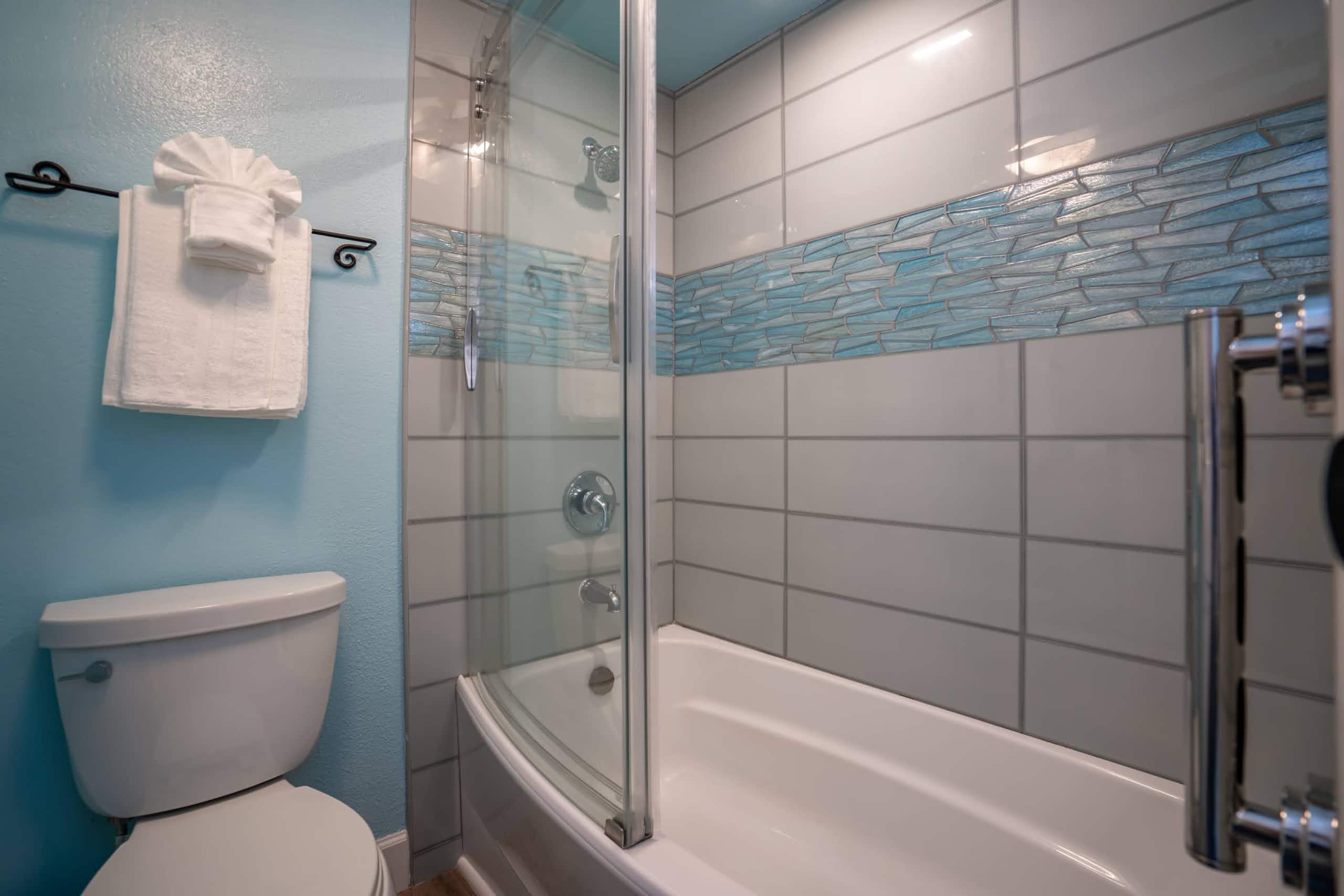 Condo in Lahaina · ★4.9 · 2 bedrooms · 4 beds · 2 private baths - Image 21
