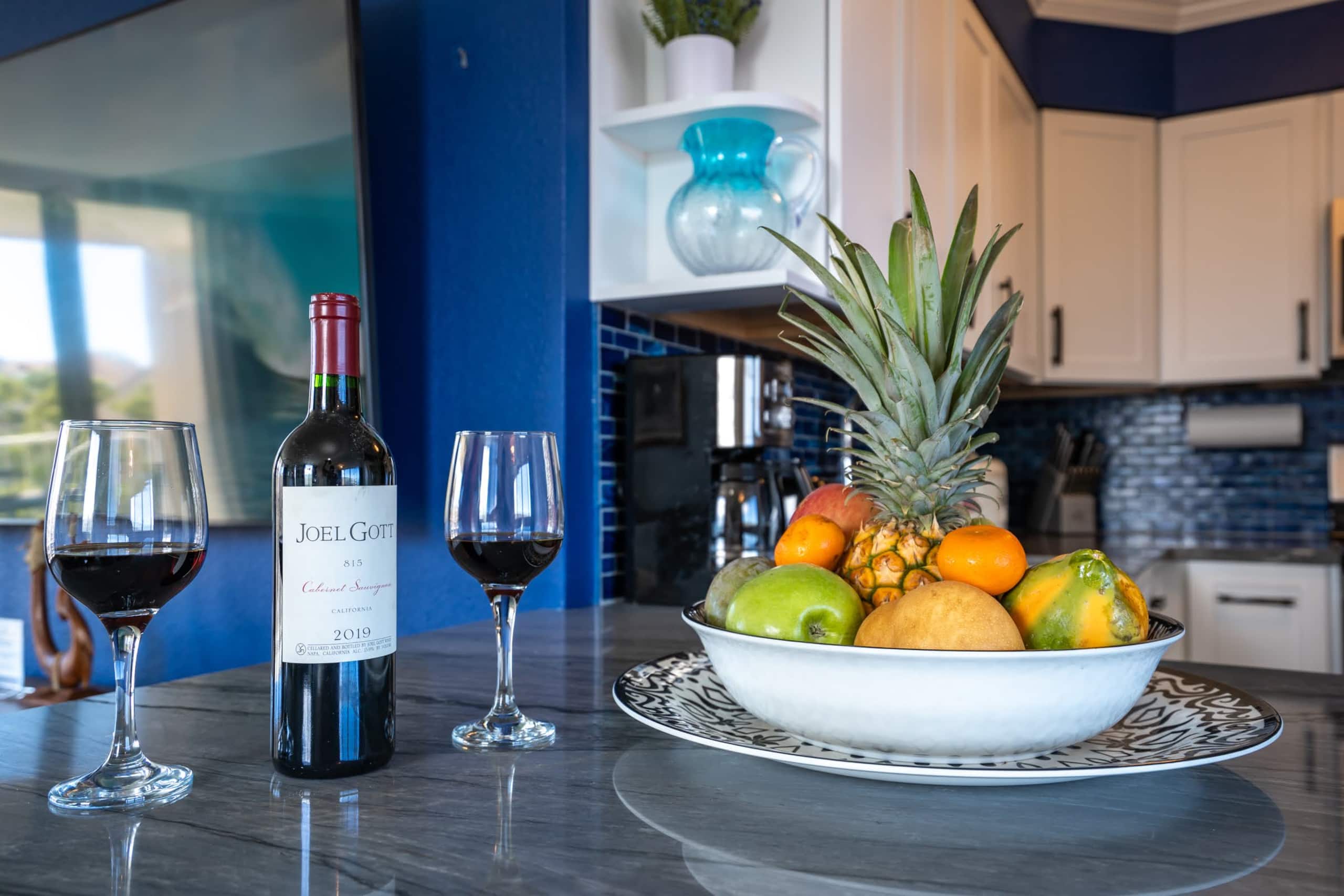 Condo in Lahaina · ★4.9 · 2 bedrooms · 4 beds · 2 private baths - Image 6