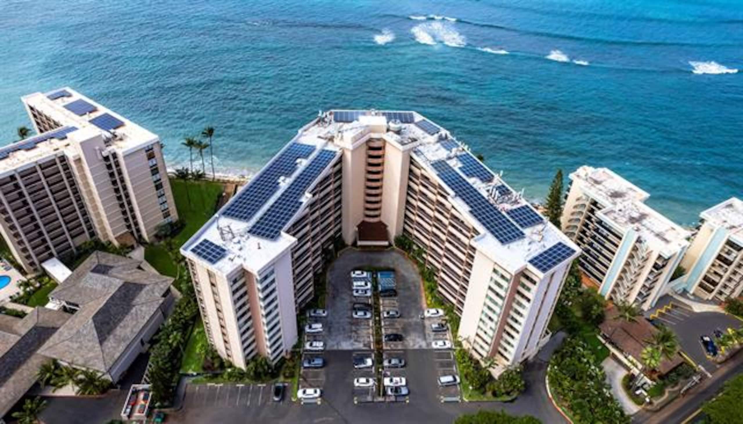 Condo in Lahaina · ★4.9 · 2 bedrooms · 4 beds · 2 private baths - Image 40
