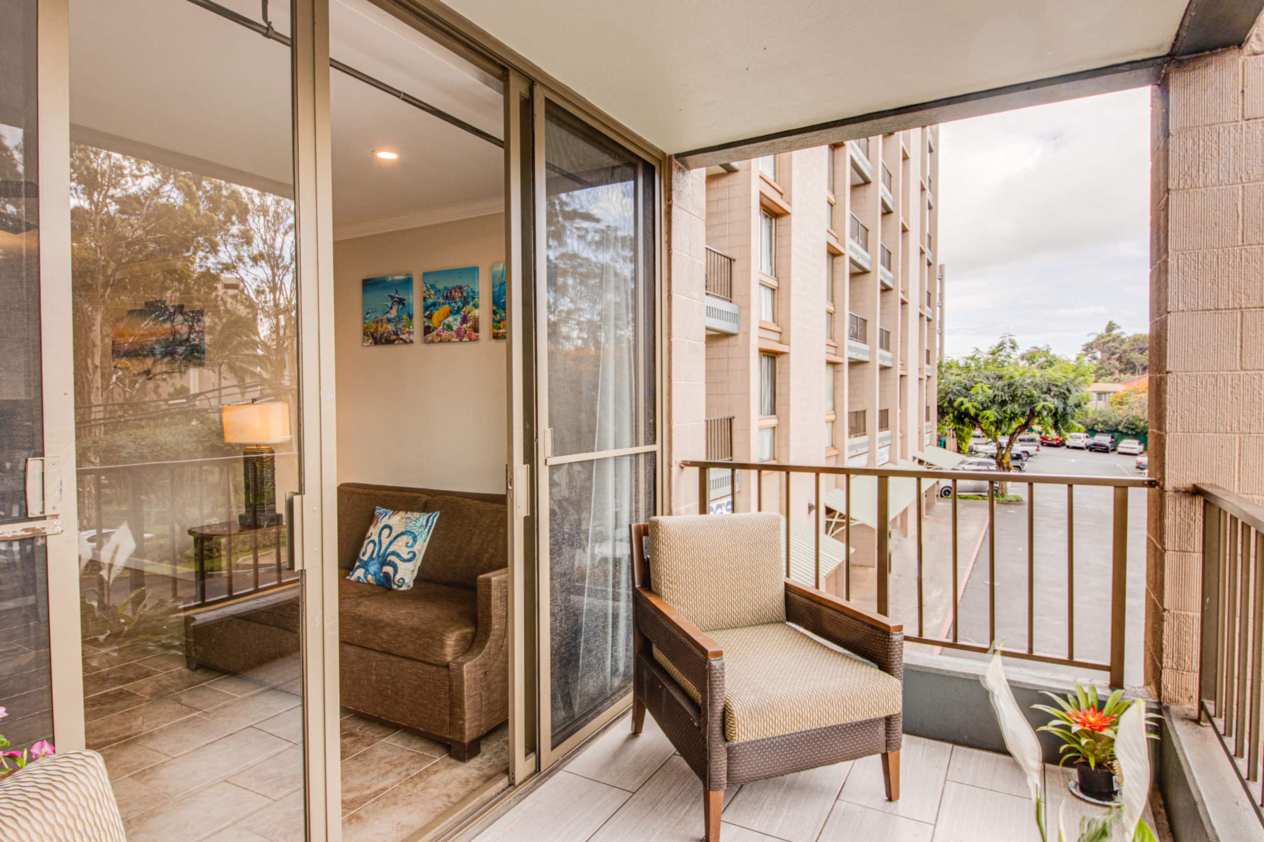 Condo in Lahaina · ★4.85 · 2 bedrooms · 3 beds · 2 private baths - Image 42