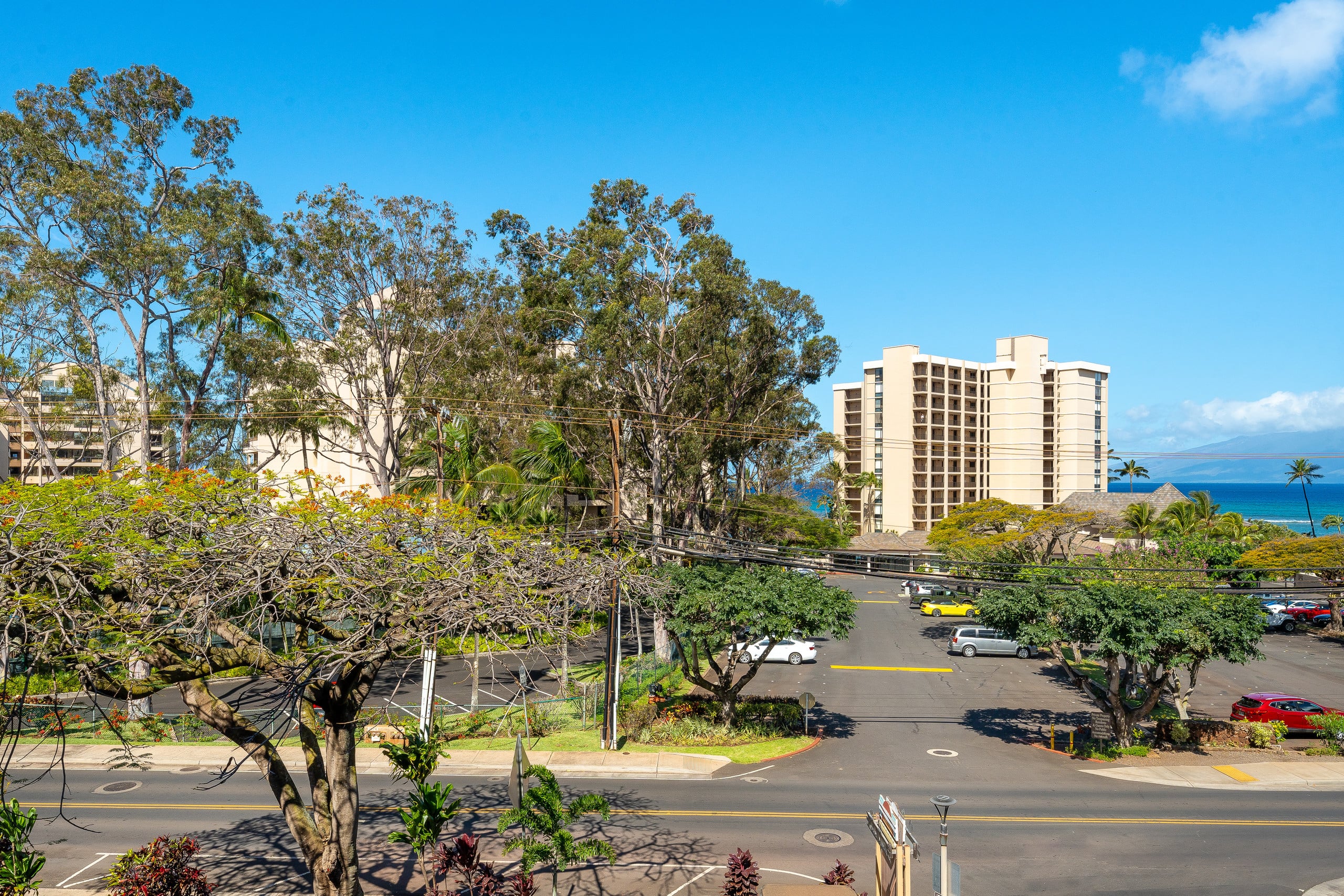 Condo in Lahaina · ★4.85 · 2 bedrooms · 3 beds · 2 private baths - Image 59