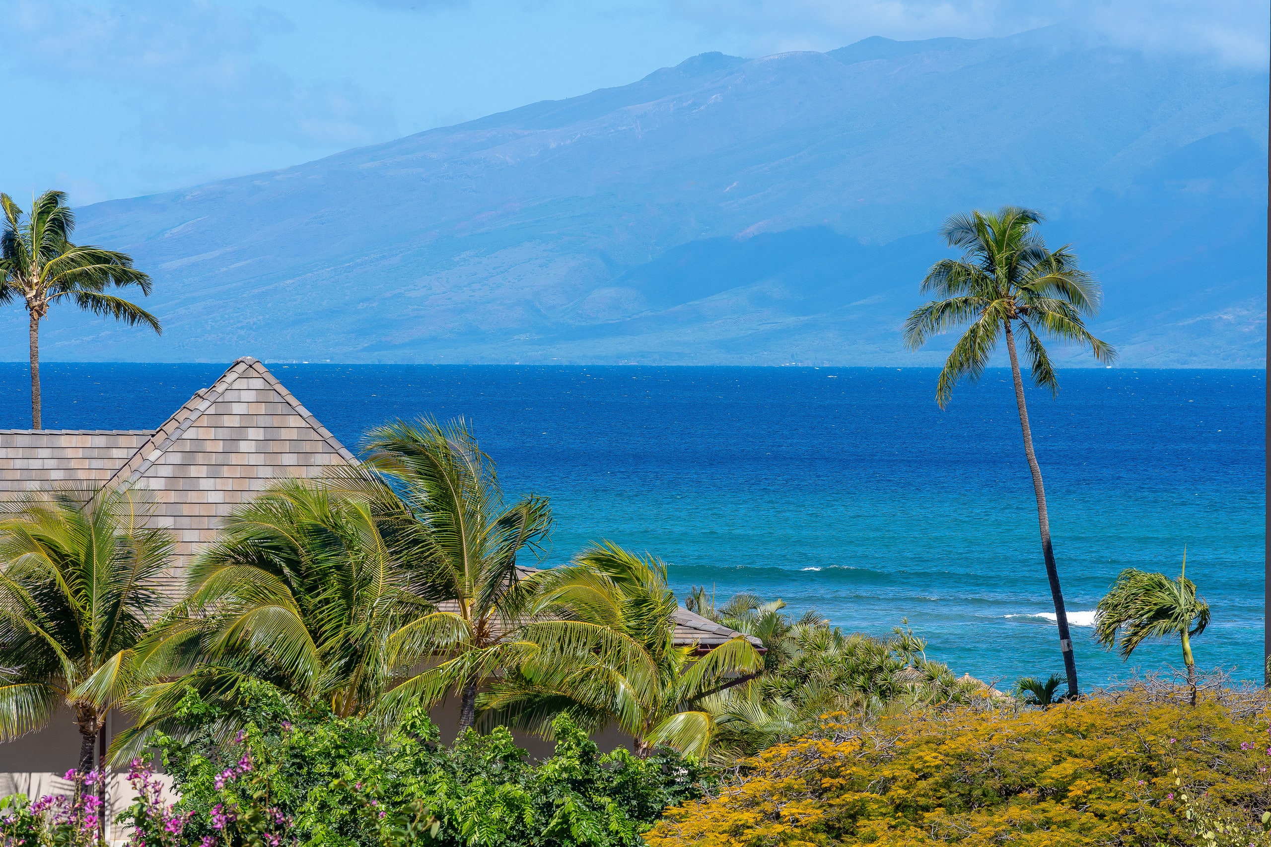 Condo in Lahaina · ★4.85 · 2 bedrooms · 3 beds · 2 private baths - Image 54