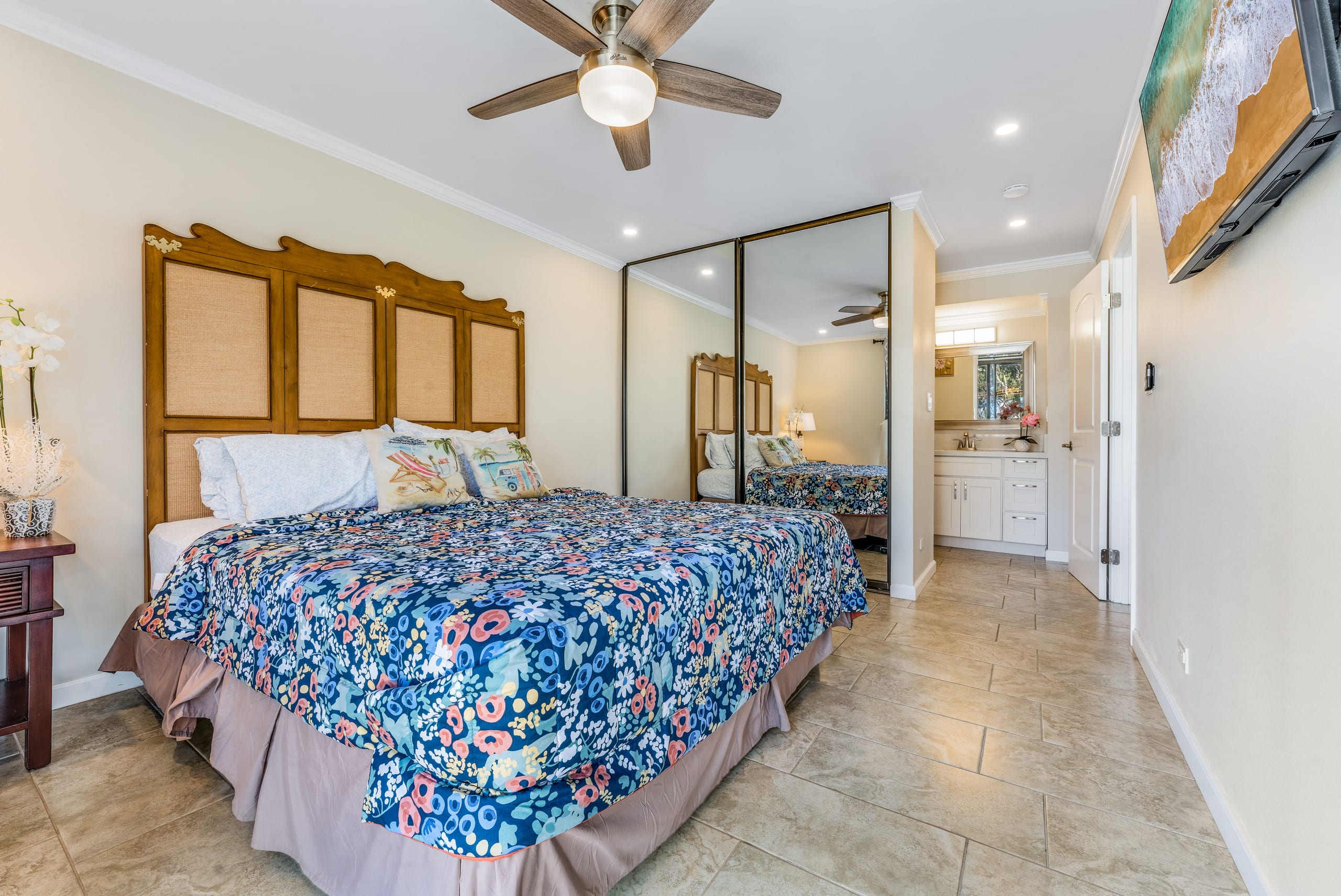 Condo in Lahaina · ★4.85 · 2 bedrooms · 3 beds · 2 private baths - Image 22