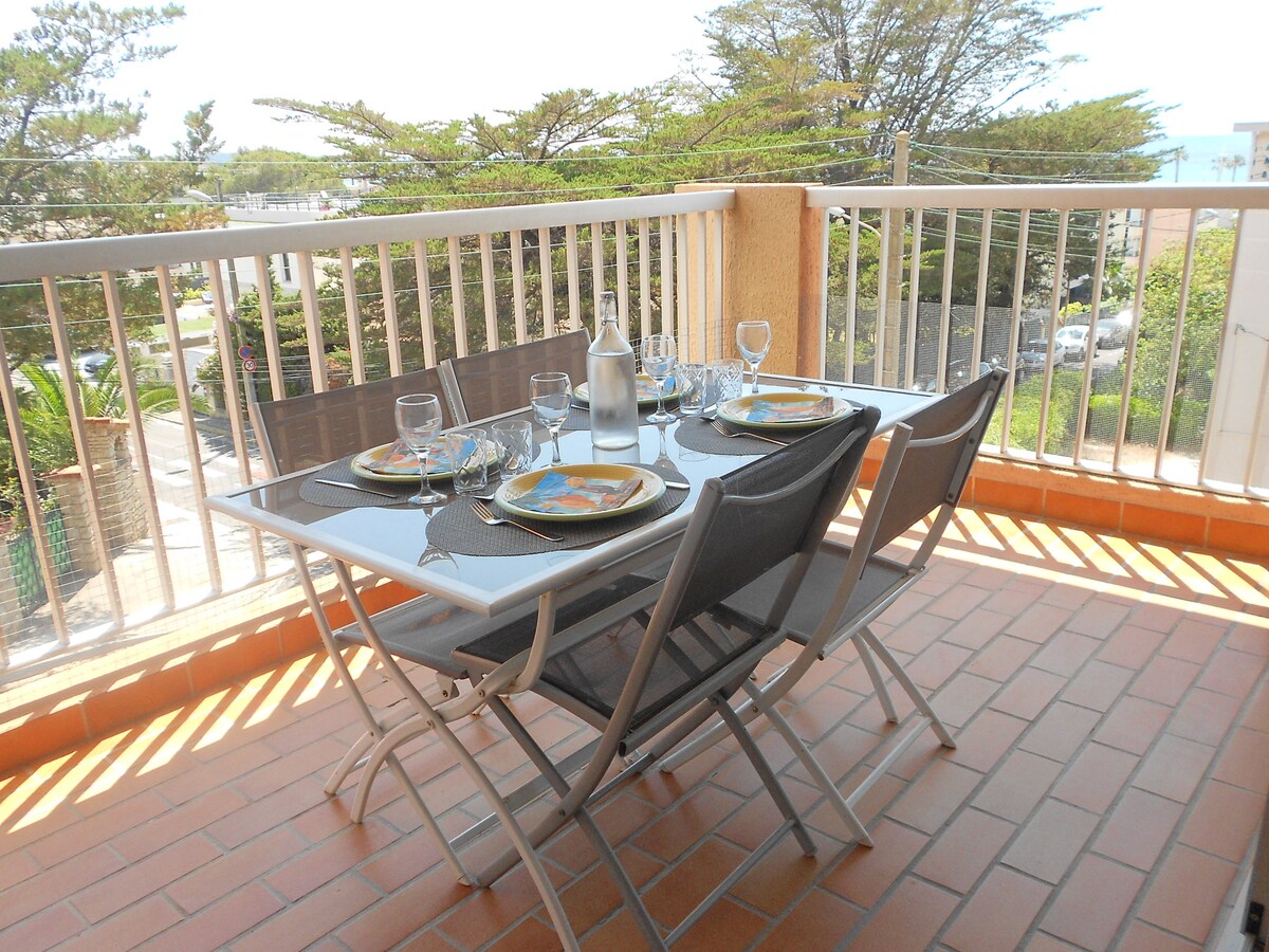 Top Airbnb: T2 + Closed Garage, Bonnegrâce Beach 4-minute walk in Var