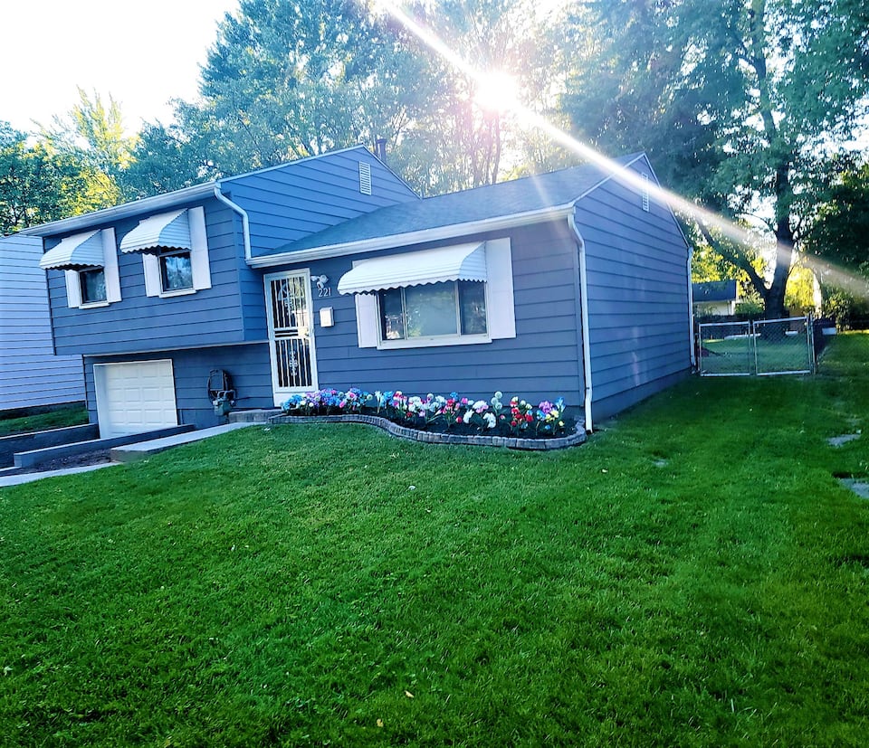 Welcome to our Home of Happiness — photo 1