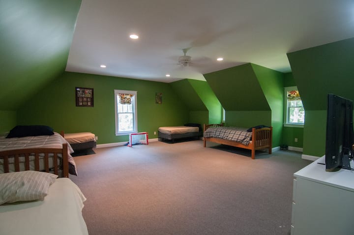 საძინებელი 1