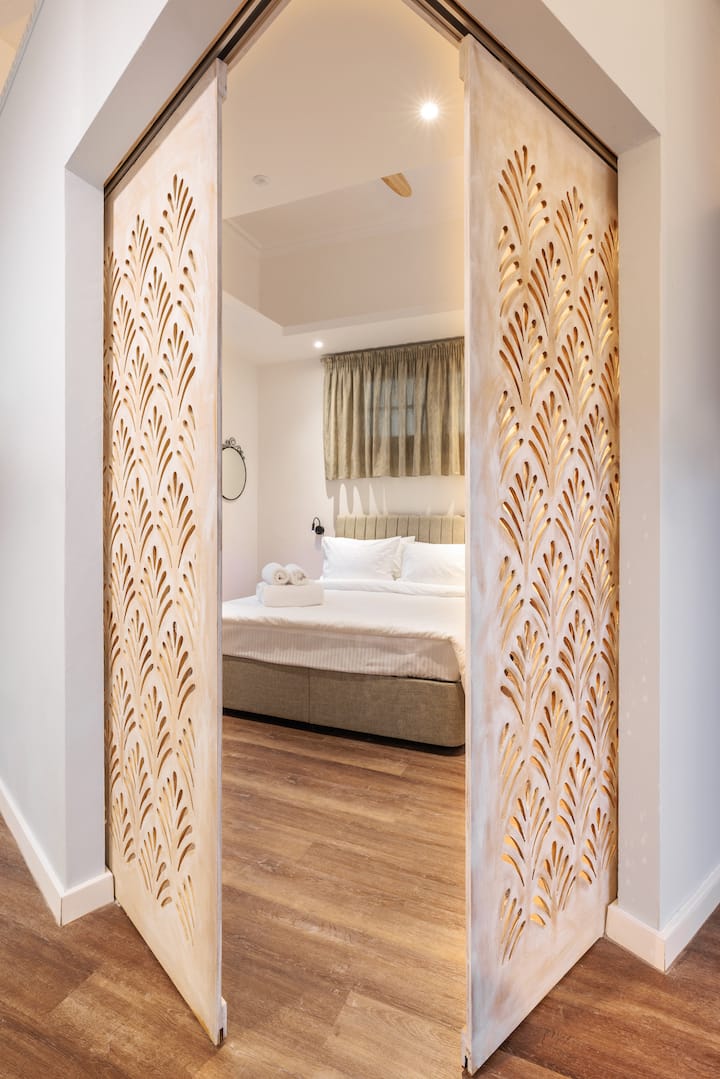 手作りの木製ドア