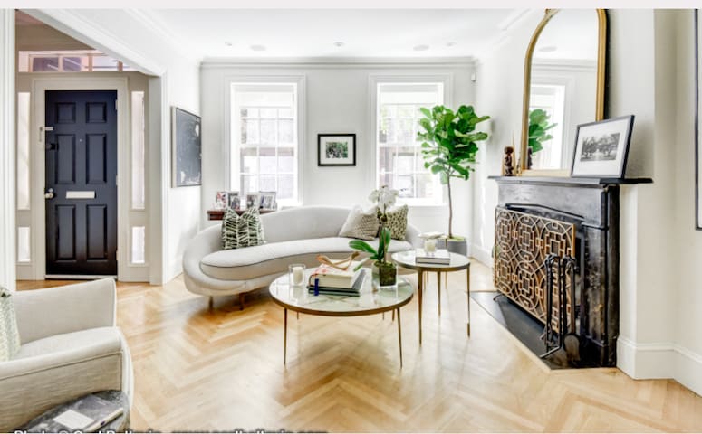 Beautiful 4 bedroom brownstone