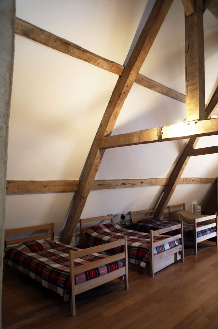 غرفة النوم 2