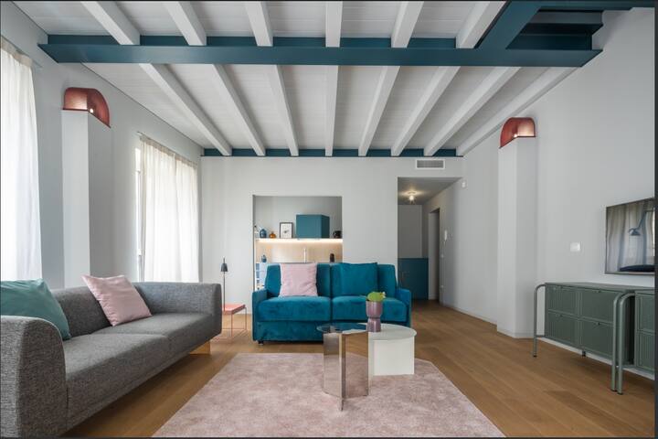 New Design Apartment on two levels – 6 guests gallery image 5