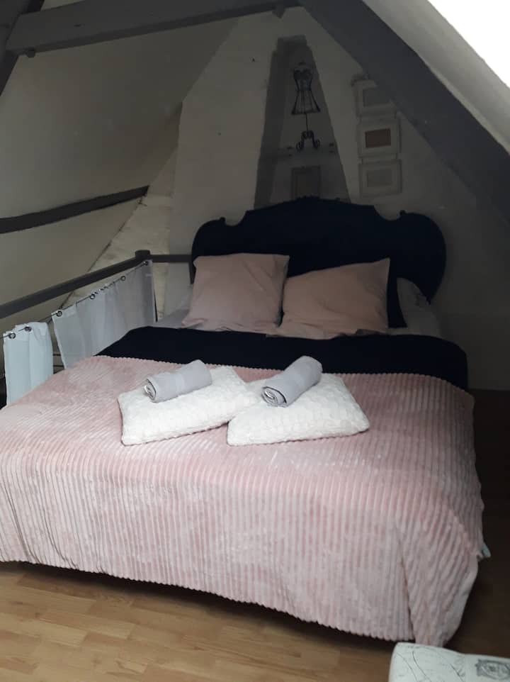 avenue des malaika chumba kilicho na kitanda cha ubora wa hoteli ya 160 x 200