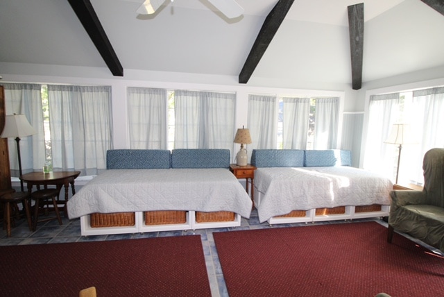 Top Airbnb: Harwich Port - "Lee Side" cottage by the beach! in Harwich Port