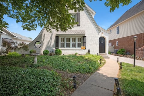 Hobbit House 2 bedroom.