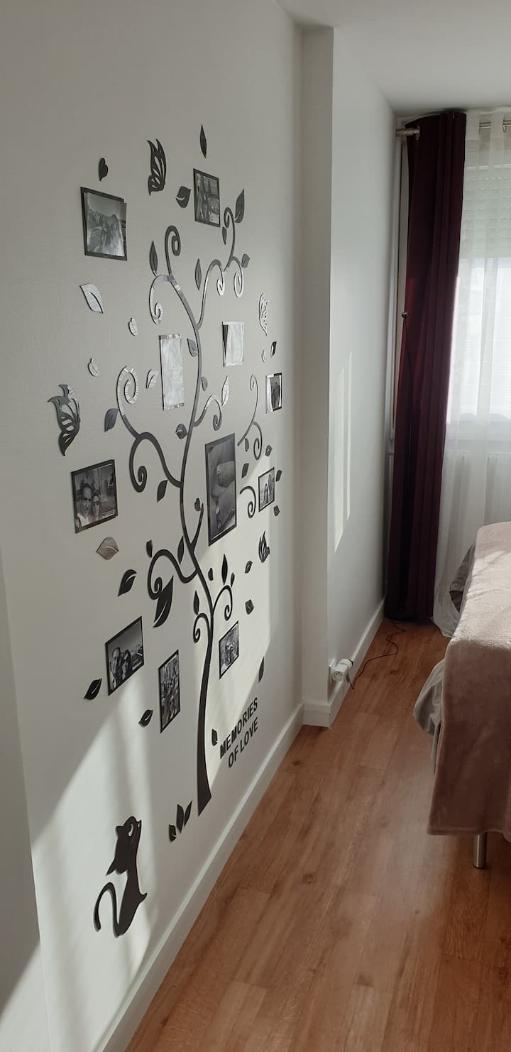 საძინებელი 1